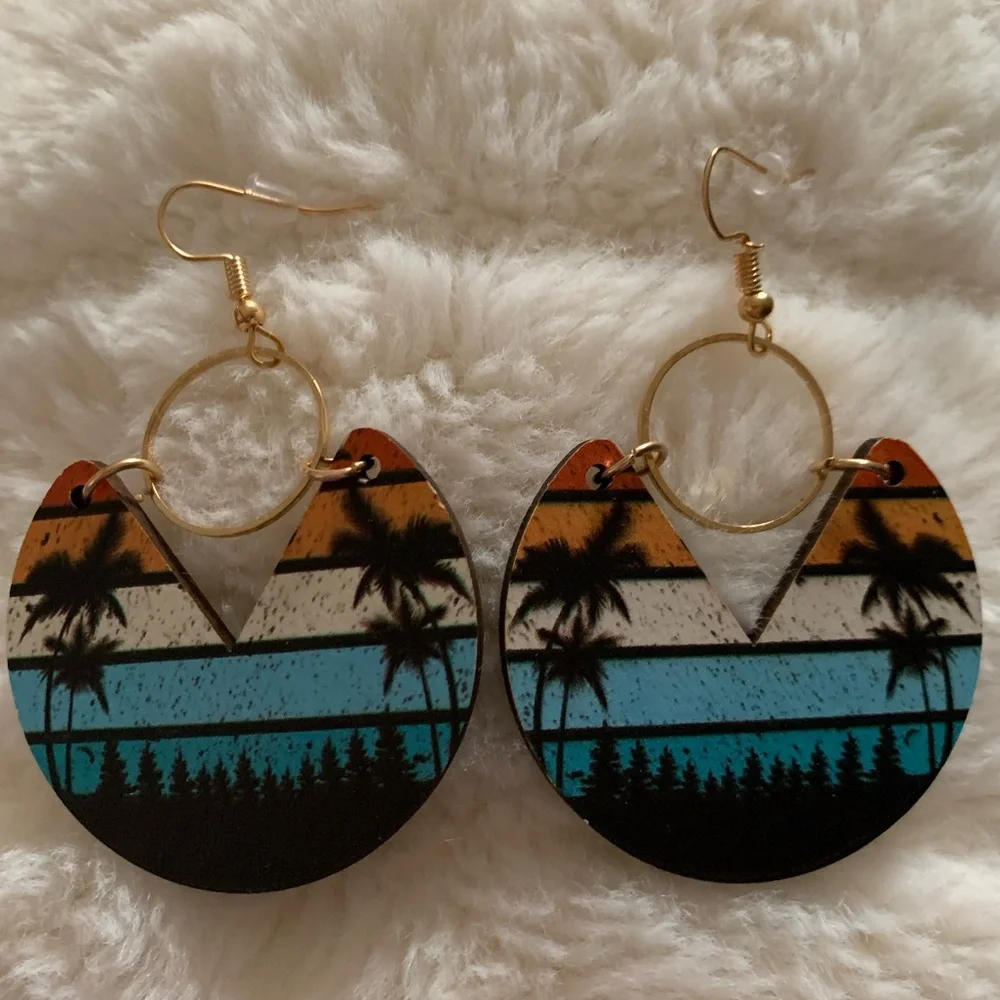 Cali Dangle Boho Wood Round Orange Turquoise Gold Metal Fish Hook Earrings